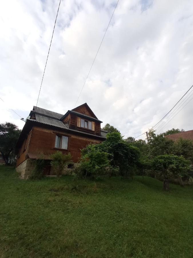Готель Роздоріжжя Яремче Екстер'єр фото