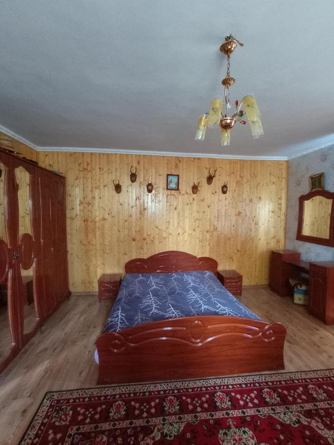 Готель Роздоріжжя Яремче Екстер'єр фото